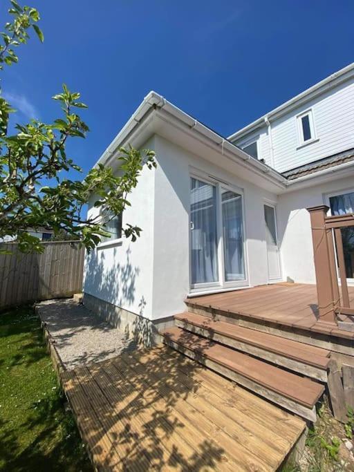 Dingley Dell - Superb Location For Truro In Private Accommodation Perranwell المظهر الخارجي الصورة